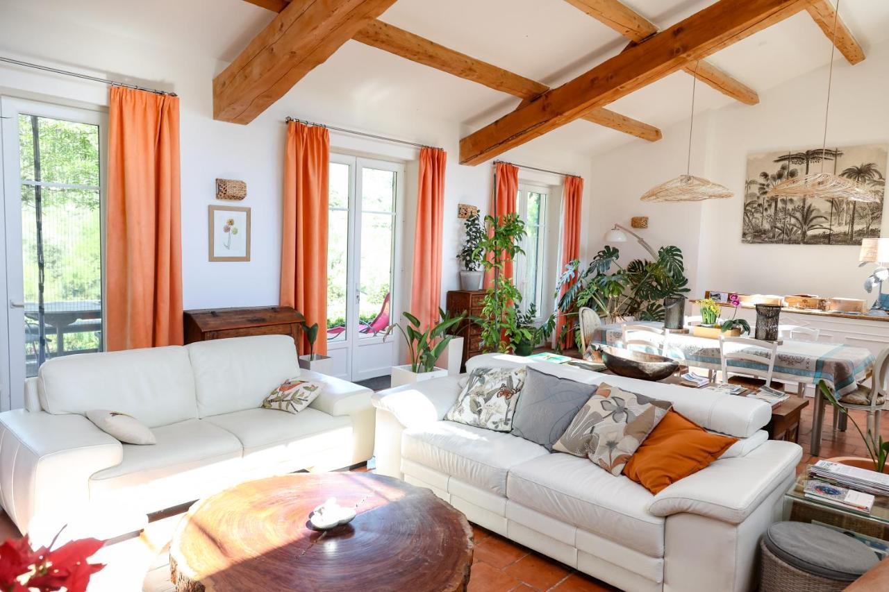 Domaine De Montbarri Bed and Breakfast La Tour-sur-Orb Eksteriør billede